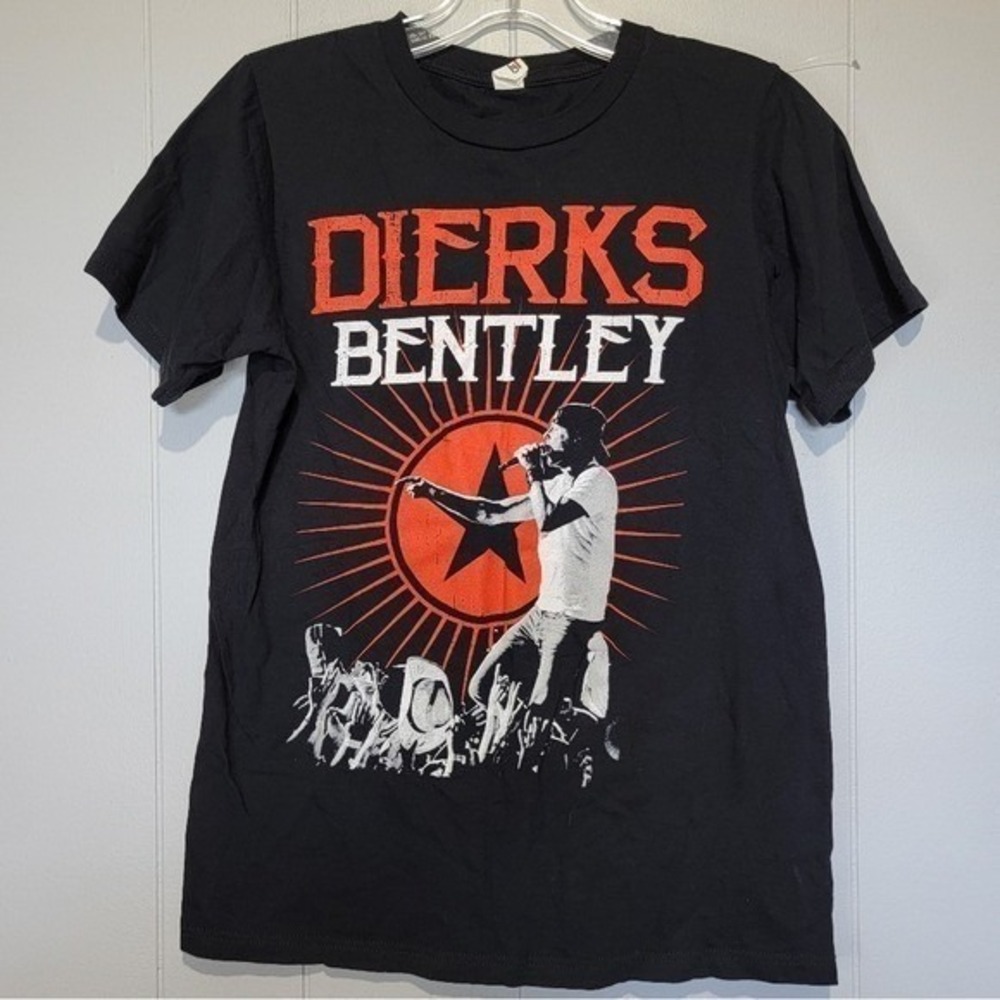 Dierks Bentley Locked and Reloaded Live Tour Graphic T-Shirt Black Small Anvil
